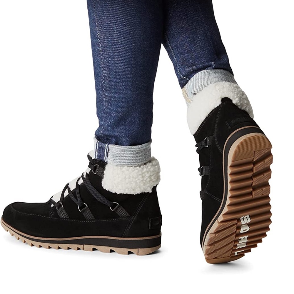 NIB Sorel Booties